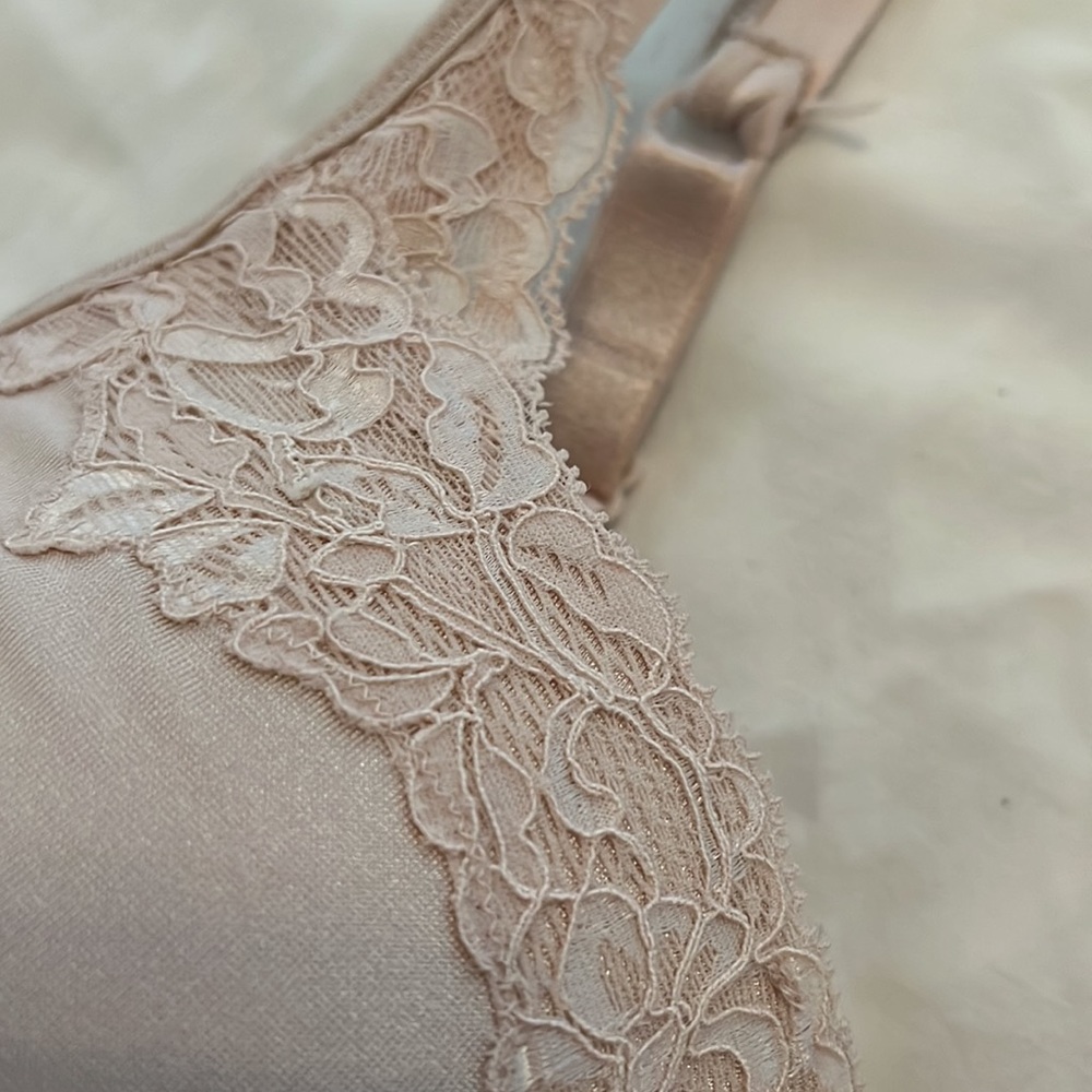 Playtex Banquette bra size 36DD - Picture 2 of 5